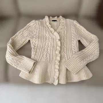 아이보리 케이블 짜임 프릴 가디건 사이즈 II