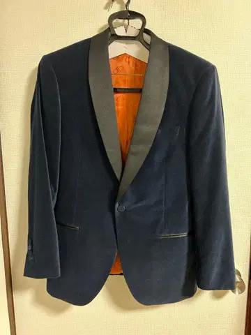 남성용 턱시도 자켓과 바지 L 사이즈