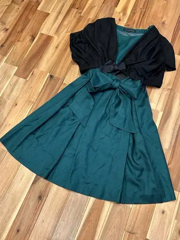 그린 라벨 릴랙싱 플레어 원피스 볼레로 포함 그린