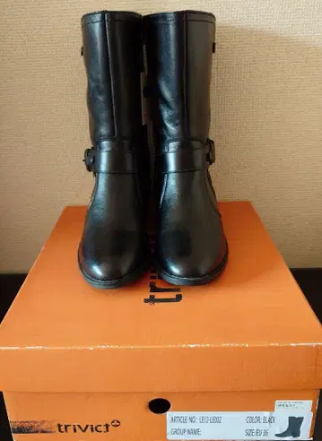 [ 미사용 새상품 ] 트리비크트 trivict 부츠 23cm(EU36)