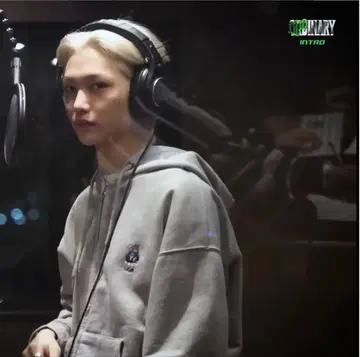 YALE 그레이 풀 집업 후드티