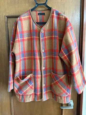 체크 무늬 가디건