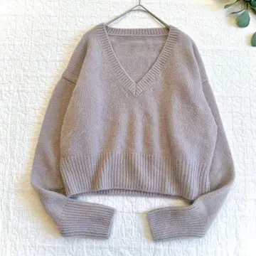 컨디션 최상 폭시 고급 니트 캐시미어 실크 V넥 로고 플레이트