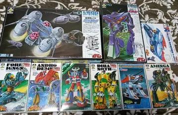 오래된 프라모델 9개 세트