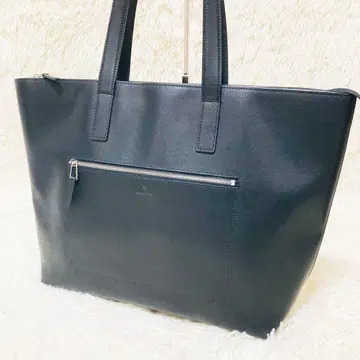 컨디션 최상 폴스미스 토트백 블랙 가죽