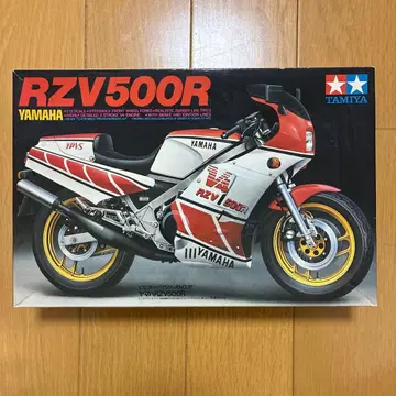 TAMIYA 1/12 RZV500R 프라모델