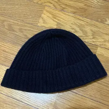 크루치아니 캐시미어 100 니트 캡 네이비 컬러
