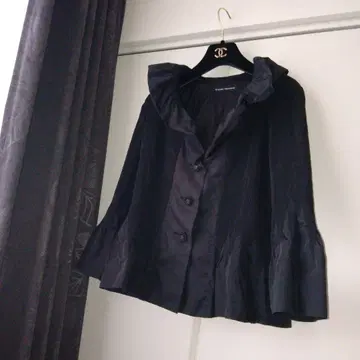 새상품급 HIROKO KOSHINO 히로 자켓 블랙