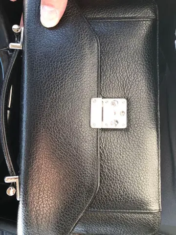 블랙 가죽 클러치백 세컨드백