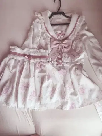 LIZ LISA 주얼리 패턴 셋업 화이트