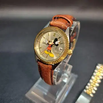 디즈니 미키마우스 여성용 시계 빈티지