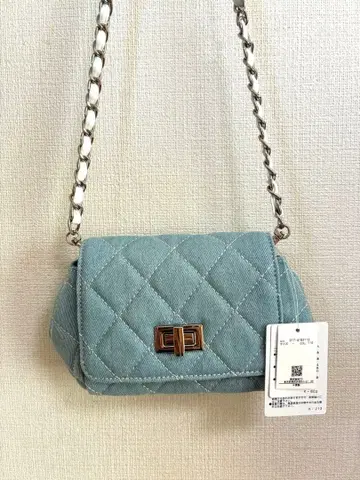 새상품 택 포함 내추럴 뷰티 퀼팅 필로우백 미니 숄더