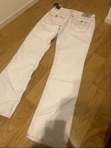 트루릴리젼 빨간 스티치 화이트 데님