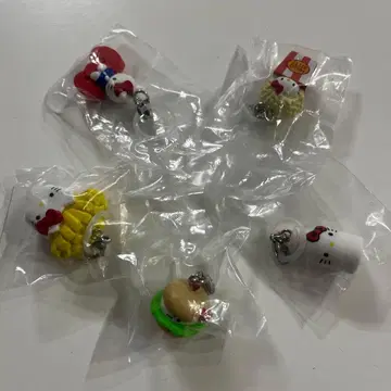 헬로키티 아메리칸 디자인 메지루시 참 액세서리