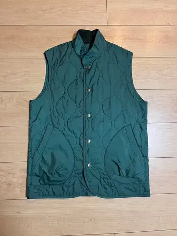 SOPHNET. 소프 퀼팅 베스트 그린 M