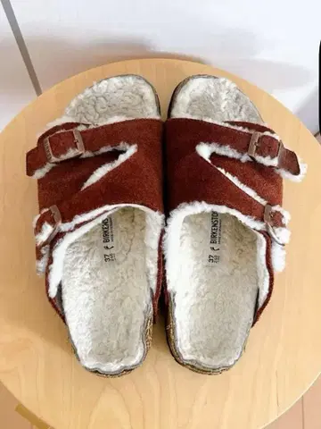 버켄스탁 취리히 시어링 버건디