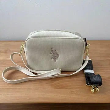 아이보리 코듀로이 숄더백