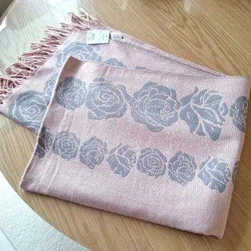 새상품 장미 무늬 핑크 스톨