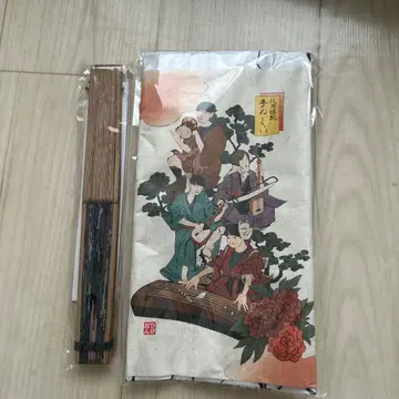 Officialdism 부채 손수건