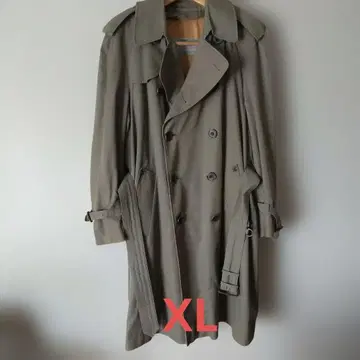 Aquascutum 트렌치코트