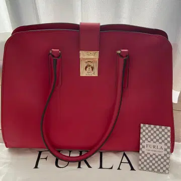 FURLA 빨간색 토트백 골드 금장 장식
