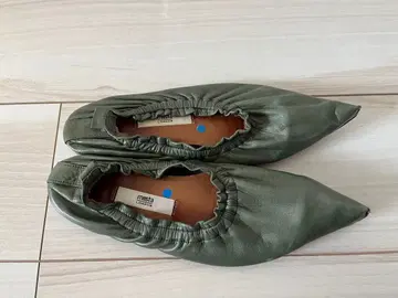 MIISTA 올리브 그린 플랫슈즈