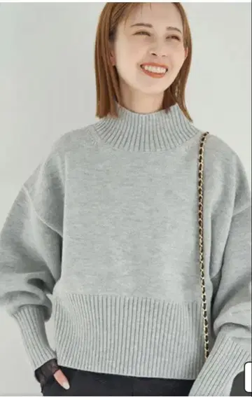 [ 미사용 새상품 ] 로페피크닉 크롭 컬러풀 니트