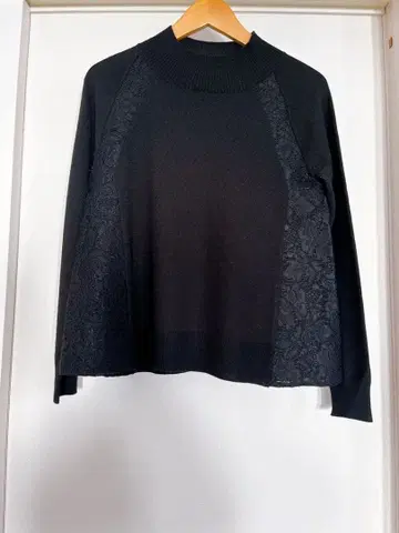 새상품급 ketty 프티 하이넥 레이스 사용 울 니트