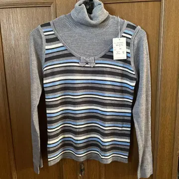 갤러리 비스콘티 스트라이프 터틀넥 스웨터 사이즈 2