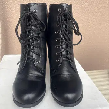 블랙 레이스업 지퍼 부츠 하카마용으로도