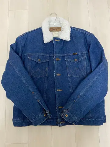 Wrangler 데님 자켓 보아 부착