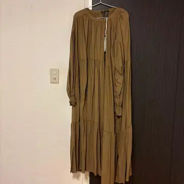 택 포함 새상품 내추럴 바이 클립 티어드 원피스