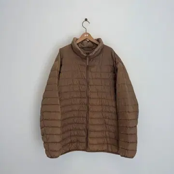 [ UNIQLO 울트라 라이트 다운 자켓 ]