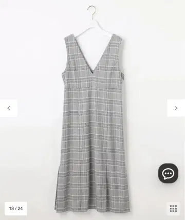 [ 새상품급 ] 그레이 체크 무늬 V넥 체크 오버롤 스커트 원피스