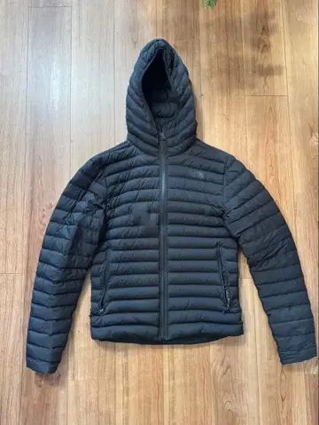 THE NORTH FACE 블랙 다운 자켓