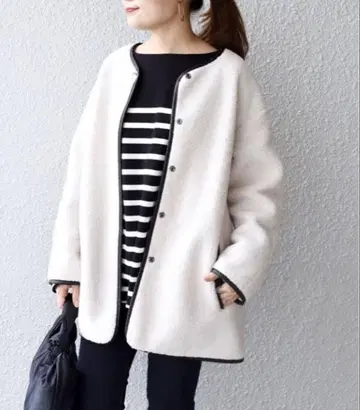 쉽스 ships 보아 코트2 화이트 계열