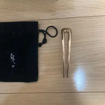 콜레트 마루프 캐스트 메탈 U 헤어핀