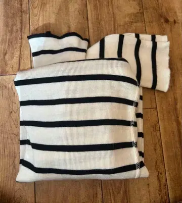 Deuxieme Classe 울 터틀넥 한정판