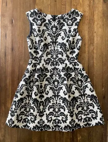 [ GRACE CONTINENTAL ] 슬리브리스 원피스 size 34