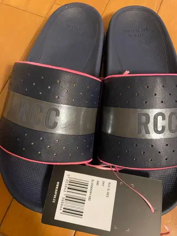 [미사용 새상품] Rapha RCC 한정판 샌들