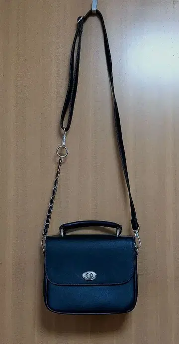 wego 미라클 체인 숄더백 이타백 블랙 덕질