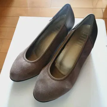 새상품급 펌프스