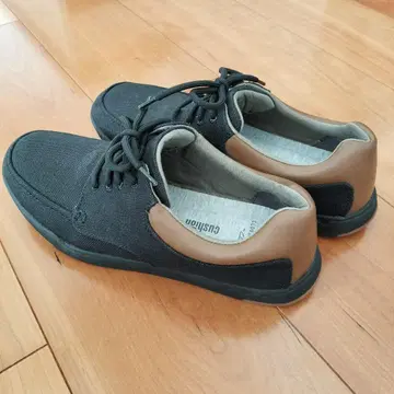 Clarks 캐주얼 스니커즈 25.5cm