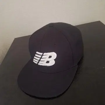 ICEBHAN 래퍼 FORK 선생님 착용 캡