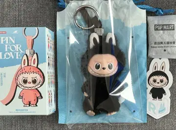정품 LABUBU PINFORLOVE POPMART 블랙