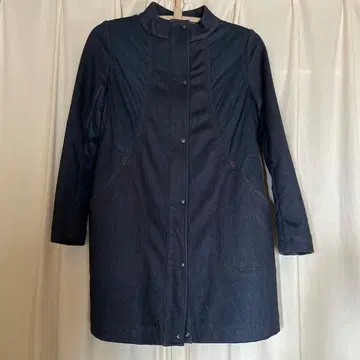 다크 데님 트렌치코트