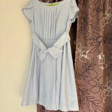 스카이블루 반팔 드레스