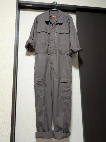 차콜 계열 오버롤