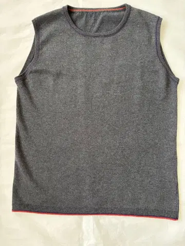 새상품급 ETRO 에트로 실크 x 캐시미어 배색 라인 슬리브리스 니트