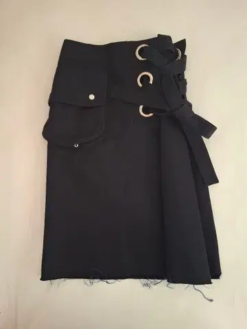 sacai 2018 네이비 무릎 기장 스커트